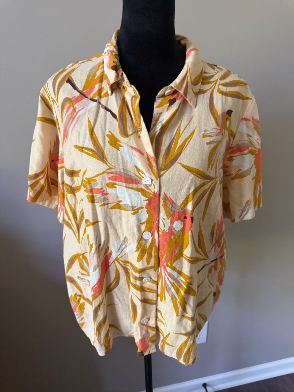 Ella Whimsical Tropical Cream Floral Button-Front Short Sleeve Top XLGE